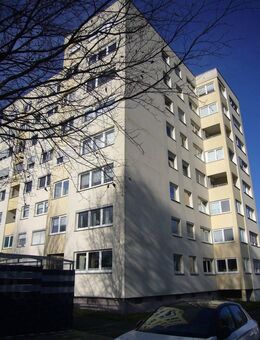3 Zimmer Eigentumswohnung mit schöner Aussicht und Garage - Baunatal