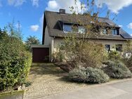 Doppelhaushälfte mit Garten und Garage in ruhiger Lage von Neuss - Neuss