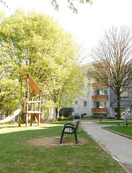 Gemütliche 4-Zi.-Whg. mit neuem Boden in Vohwinkel - Wuppertal