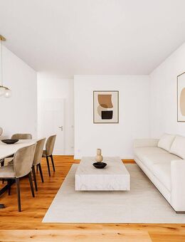 Moderne 2,5-Zimmer-Wohnung mit Balkon - Berlin
