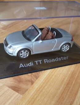 Audi TT Roadster, Minichamps, Plexyglasvitrine, 1:43 - Bad Bodenteich