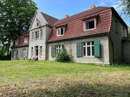SCHLAFENDE SCHÖNHEIT MIT SANIERUNGSBEDARF - Bobitz