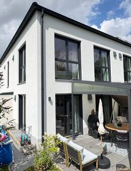 Moderne Doppelhaushälfte in zentraler Lage von Schwabmünchen "neuwertig & bezugsbereit" - Schwabmünchen