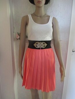 NEUw * Original VINTAGE * Schulmädchen Look * DESIGNER * Falten * Mini- Rock Gr. 34- 36/ XS- S * lachs- hummer- apricot * - Riedlingen