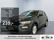 VW T-Roc, 1.5 TSI Basis Vo Hi, Jahr 2018 - Brandenburg (Havel)