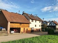 Älteres Bauernhaus mit Stall, Scheune und Bauplatz - Marxzell