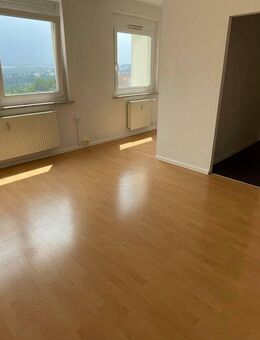 Mit dem Aufzug ins 10. OG - mit Schlafnische - EBK !!! - Chemnitz