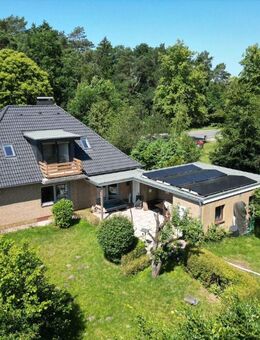 Einfamilienhaus mit Wärmepumpe, Photovoltaik und Einliegerwohnung - Lamstedt