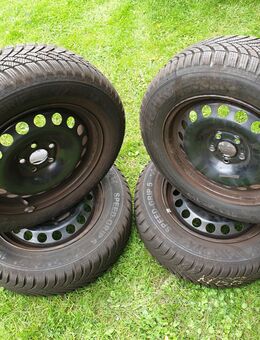 185/15 88T Winterräder VW Polo AW / Seat Ibitza KJ / Audi A1 GBA / Skoda Fabia PJ / 2Q0.601.027 A/AC 7 Semperit Speed Grip5 - DOT 04/24 - Taucha