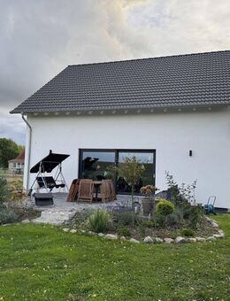 Innovativ, ruhig, stadtnah - Smartes Traumhaus nahe Neubrandenburg - Neuenkirchen (Landkreis Mecklenburgische Seenplatte)