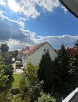 schöne 3-Zimmer Wohnung mit Balkon - ruhige & grüne Lage - Nürnberg