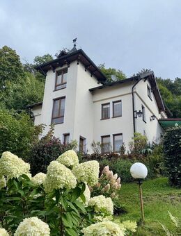 Repräsentative Villa mit freiem Blick in ruhiger Randlage von Bad Liebenstein - Bad Liebenstein