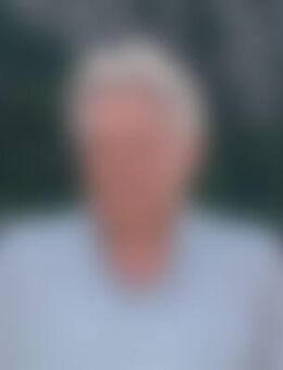 Liv*** - Halle (Saale)