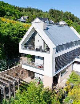 **Besonderes Architektenhaus mit Personenaufzug und modernster Technik ** - Weinsheim (Landkreis Eifelkreis Bitburg-Prüm)
