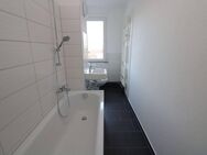 Ich war noch niemals in New York...denn ich bleib lieber in meiner neu sanierten 3-RW mit Wanne u. Ba - Freiberg