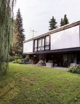 Wohnambiente der besonderen Art - Architektenhaus mit Blick zum Hohenneuffen - Neuffen