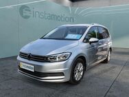 VW Touran, 2.0 TDI Comfortline, Jahr 2022 - München