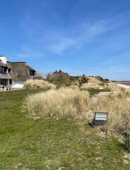 Hamptons auf Sylt - Reetgedecktes Anwesen in erster Reihe mit Meerblick und Strandzugang - List