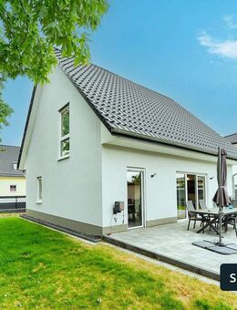 Neuwertiges EFH in Massivbauweise mit großem Garten, Terrasse & Traumküche - Energieklasse A+ - Vettweiß