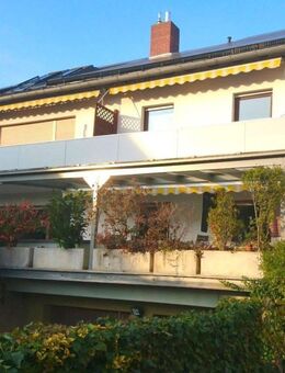 Solides Mehrfamilienhaus bestens für KAI - Groß Gerau