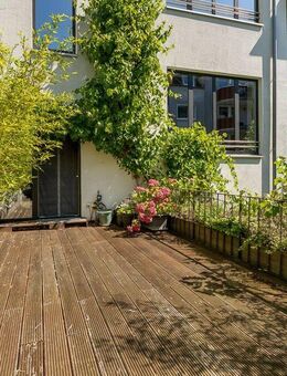 Wohnen, Arbeiten & Entspannen - Großzügiges EFH/Townhouse mit begrüntem Innenhof und Dachterrasse - Köln