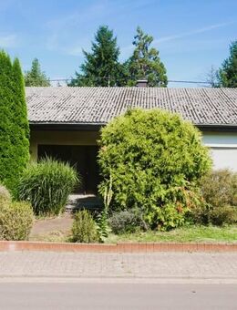 "Charmanter Bungalow mit großzügigem Wintergarten in ruhiger Lage von Wadern" - Wadern