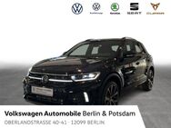 VW T-Roc, 2.0 TSI R-Line Black, Jahr 2024 - Berlin