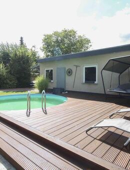 Bezugsfreies EFH mit Garten, Pool und Garage in ruhiger Lage - Blankenfelde-Mahlow