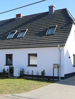 attraktive und hochwertig ausgestattete Doppelhaushälfte in Stülow - Retschow