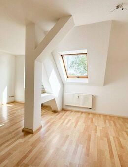 2-Raum-Dachgeschosswohnung am Chemnitzer Kaßberg! - Chemnitz