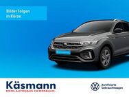 VW T-Roc, 1.5 TSI Move DIGITAL, Jahr 2023 - Mosbach
