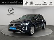 VW T-Roc, 1.5 TSI Style, Jahr 2023 - Oelsnitz (Erzgebirge)