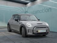 MINI Cooper S, E, Jahr 2021 - München