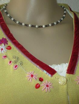NEU mit ETIKETT * Romantik * Rosen * Blumen * Blüten * Flower * Glitzer * Perlen * Stickerei * Samt * Feinstrickjacke * Cardigan "arcel cornell" Gr. 42- 44, 46/ M- L * sonnen- gelb * bunt * - Riedlingen