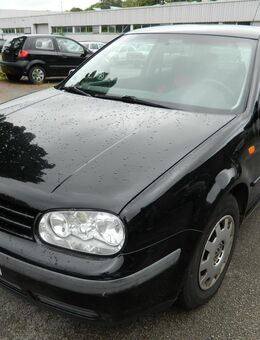 VW Golf 1,4 ltr. 75 PS TÜV 05.2026 - Erkelenz Zentrum