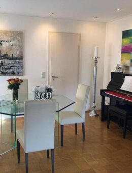 *Einfamilienhaus mit Einliegerwohnung in der naturnahen Lage* - Hünstetten