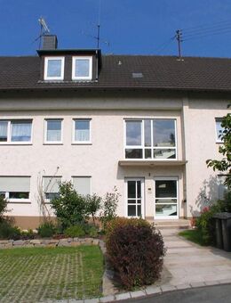 *MANNELLA* MITTEN DRIN! Gemütliche Dachgeschosswohnung in zentraler Lage von Seelscheid für 1-2 Pers. - Neunkirchen-Seelscheid