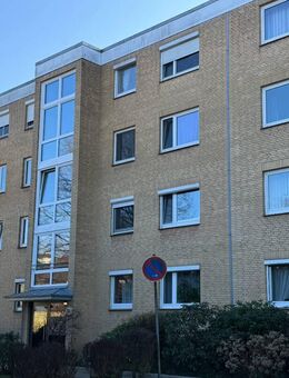 Lichtdurchflutete 3-Zimmerwohnung plus Wohnküche und großem Balkon mit viel Potenzial in ruhiger Lage im Ortsteil Henstedt - Henstedt-Ulzburg