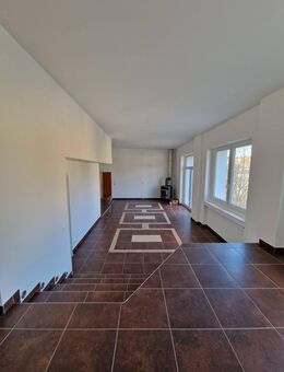 Licht, Luft & Loftgefühl: 3-Zimmer-Wohnung mit 4?m Decken, Kamin, EBK & Klasse-A-Energieeffizienz - Wuppertal