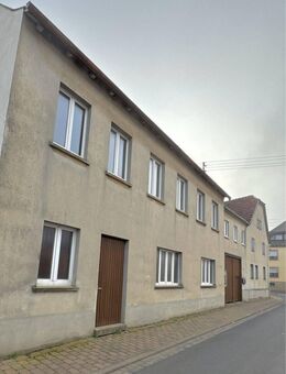 Wohnhaus mit ehem. Gaststätte - Großzügiges Gebäude mit Entwicklungspotenzial (Wohn- und Gewerbefläche ca.265 m² + Nutzfläche ca.155 m²) - Zellingen