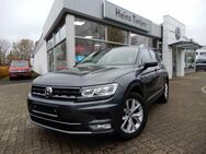 VW Tiguan, 2.0 TDI Diesel Highline, Jahr 2016 - Harsefeld