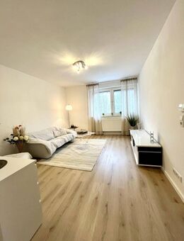 Helle möblierte 2 Zimmer Wohnung - Frankfurt (Main)