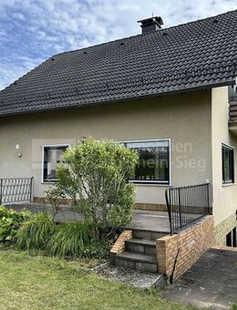 Attraktives Wohnhaus mit gutem Erhaltungszustand - viel Potenzial mit guter Anbindung - Lohmar