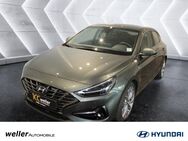 Hyundai i30, 1.5 T-GDi Fastback Mild-Hybrid Prime, Jahr 2022 - Bietigheim-Bissingen