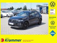 VW T-Roc, 2.0 TDI Sport Panodach, Jahr 2020 - Hengersberg