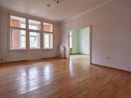 PROVISIONSFREI | 3-ZIMMER-WOHNUNG MIT HOHEM RENOVIERUNGSBEDARF | ALTBAU IN BERLIN-WESTEND | - Berlin