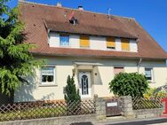 Gepflegtes 2-Familienhaus mit Wintergärten, Garagen und großem Garten in Neustadt/Aisch zu verkaufen - Neustadt (Aisch)