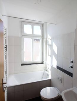 Helle Dachgeschosswohnung in Recklinghausen - Ideal für modernes Wohnen - Recklinghausen