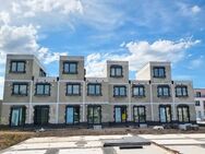 Ein Haus ohne Haken - 5 Zimmer, 2 Bäder, Keller, Garage, Dachterrasse & Garten + vll. Hessengeld?* - Hanau (Brüder-Grimm-Stadt)