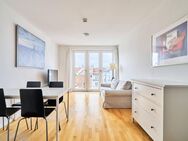 Zentrale Dachgeschosswohnung mit Tiefgaragenstellplatz - Berlin